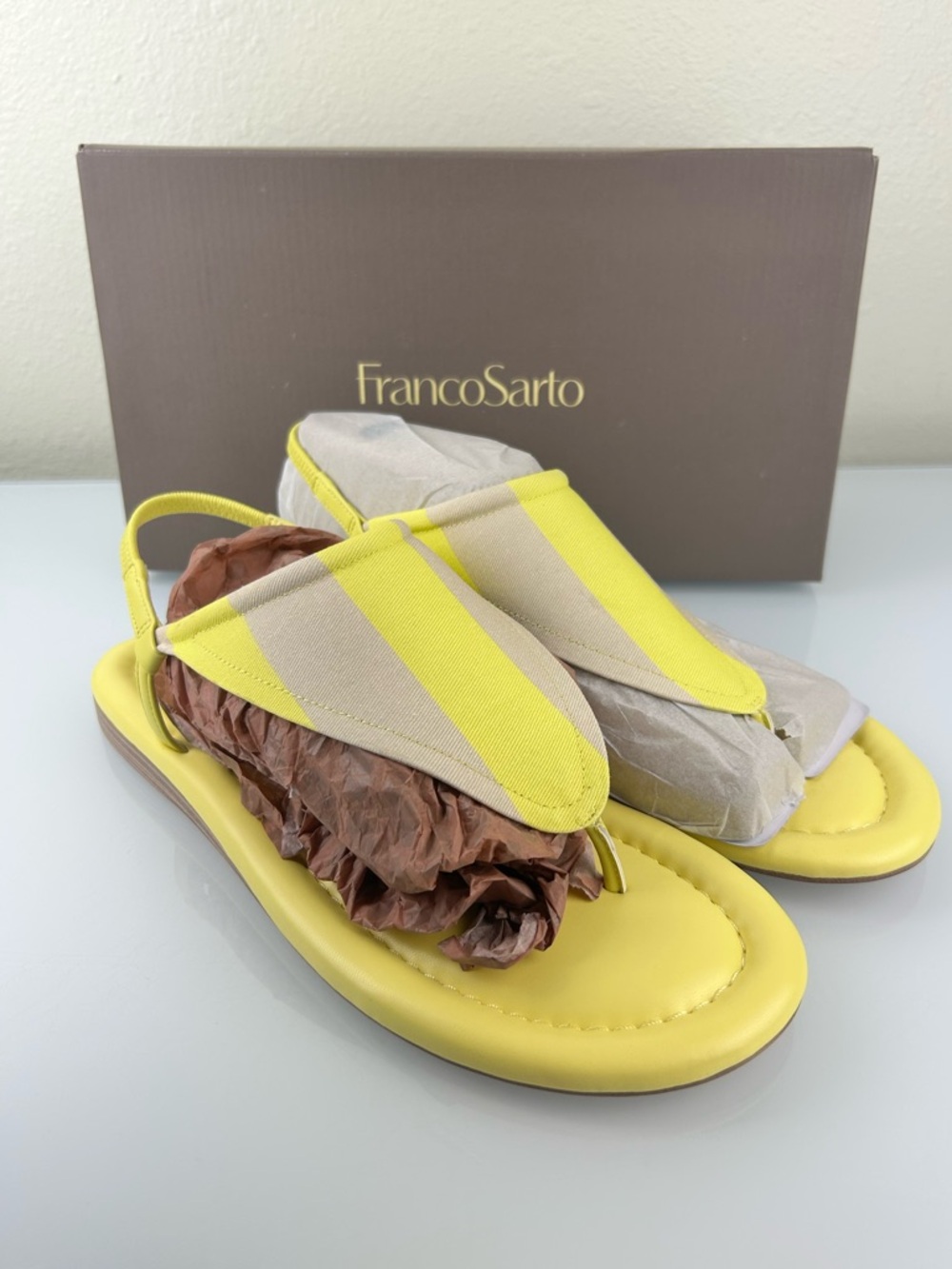 Franco Sarto Jocelyn Sz 11M Bright Neon Yellow Slingback Sandals Open Toe Thong - Picture 1 of 16